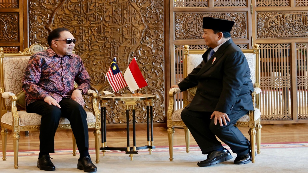 Menteri Pertahanan RI Prabowo Subianto melakukan kunjungan kehormatan kepada Perdana Menteri Malaysia YM Dato’ Seri Anwar Ibrahim