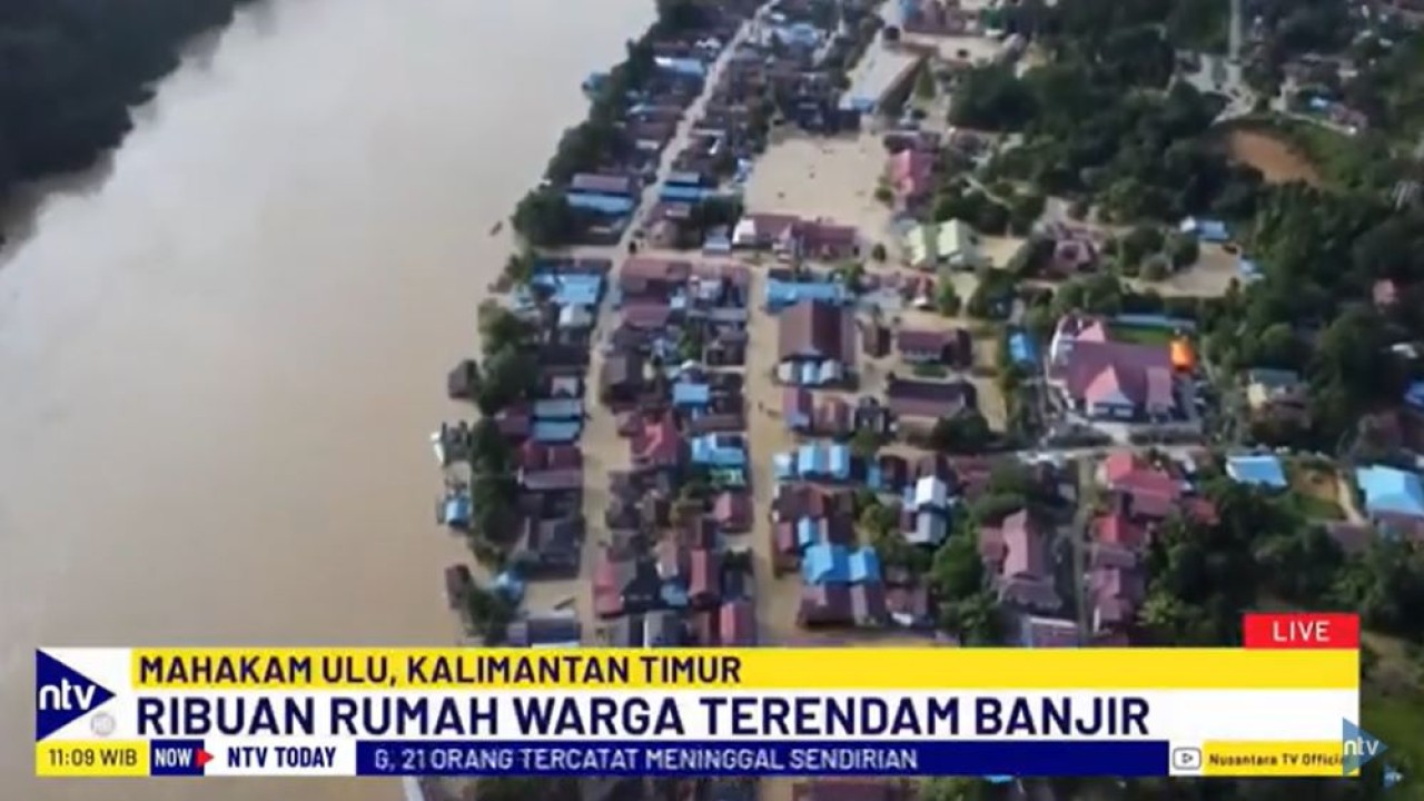 Pantauan udara kondisi banjir yang melanda lima kecamatan di Kabupaten Mahakam Ulu, Kaltim