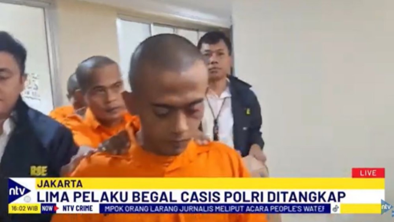Para pelaku begal terhadap calon siswa Polri digiring penyidik Polda Metro Jaya