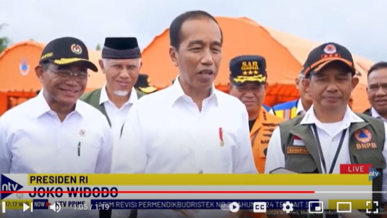 Jokowi merespons pertanyaan wartawan soal menantunya Bobby Nasution bergabung ke Partai Gerindra