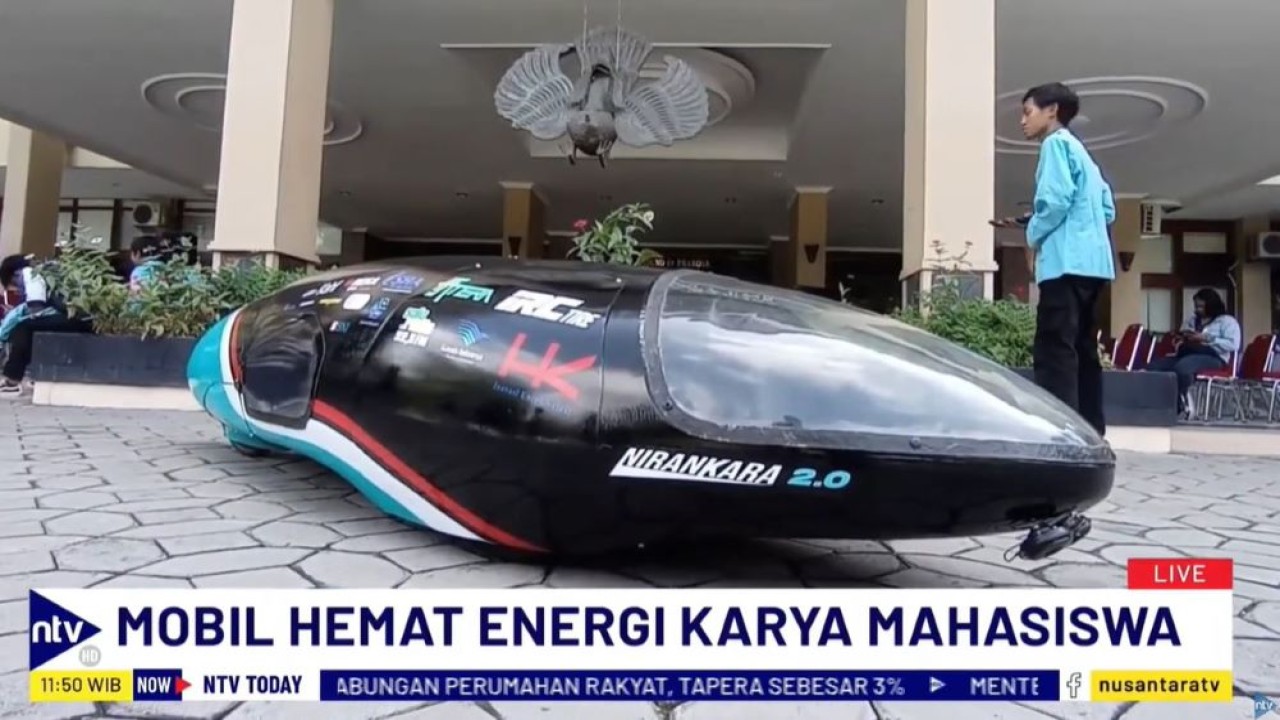 Universitas Sebelas Maret (UNS) Solo, Jawa Tengah (Jateng), merilis kendaraan purwarupa hemat energi, Nirankara 2.0.