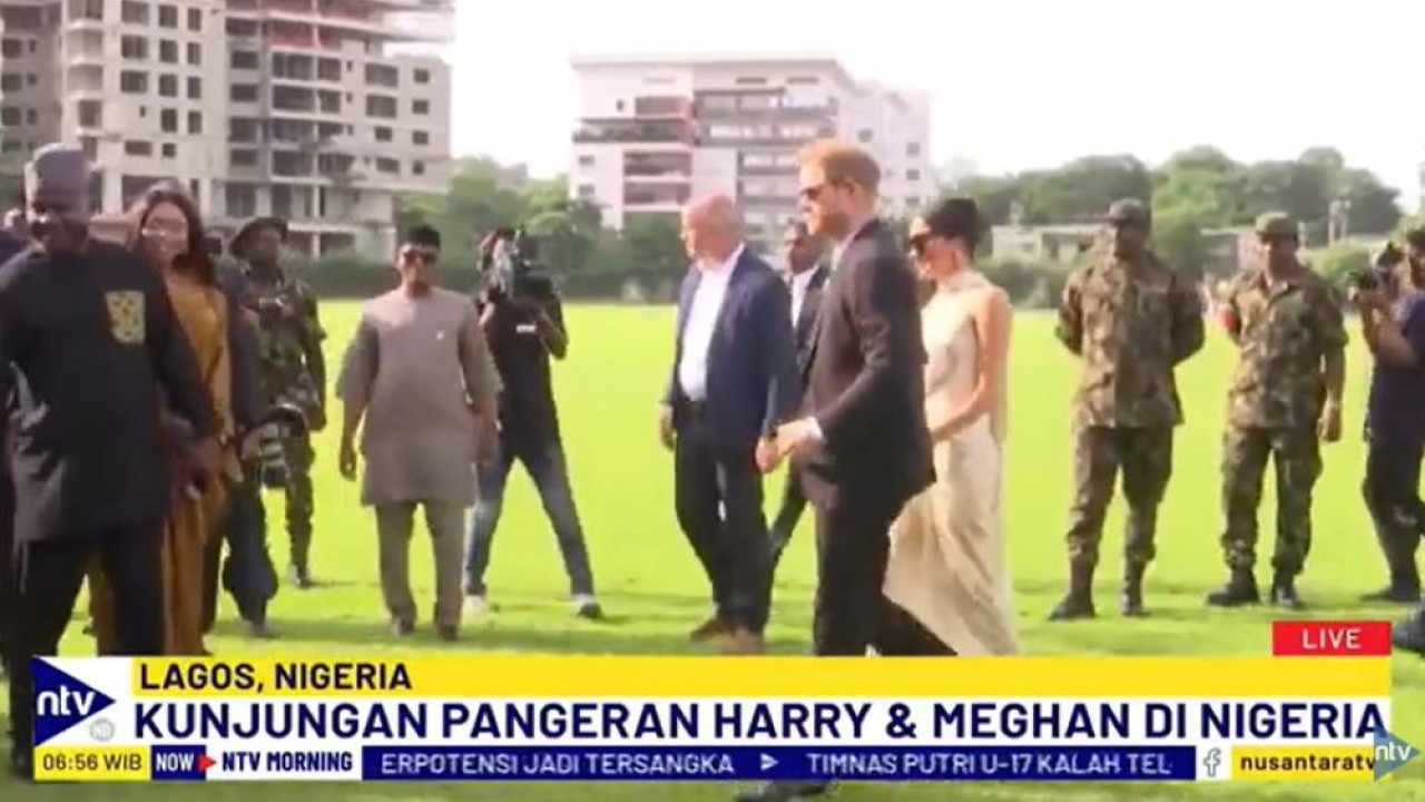 Pangeran Harry dan Meghan Markle menjalani tur resmi pertama di Nigeria pascahengkang dari Kerajaan Inggris.