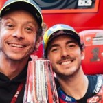 Valentino Rossi dan Francesco Bagnaia-1714642710
