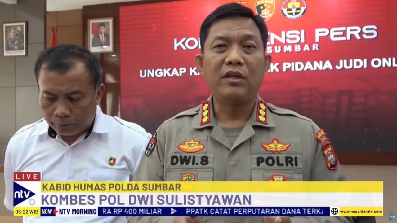 Kabid Humas Polda Sumbar, Kombes Pol Dwi Sulistyawan menyebutkan, untuk saksi yang melihat Afif Maulana terjun dari atas Jembatan Kuranji belum ada.