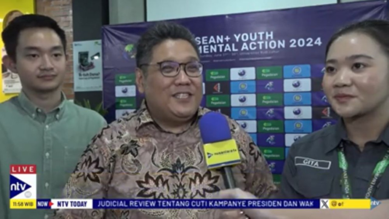 Deputi Rektor Bidang Akademik UBL, Arief Wibowo memberikan keterangan pers terkait pelaksanaan Asian Plus Youth Environmental Action 2024.