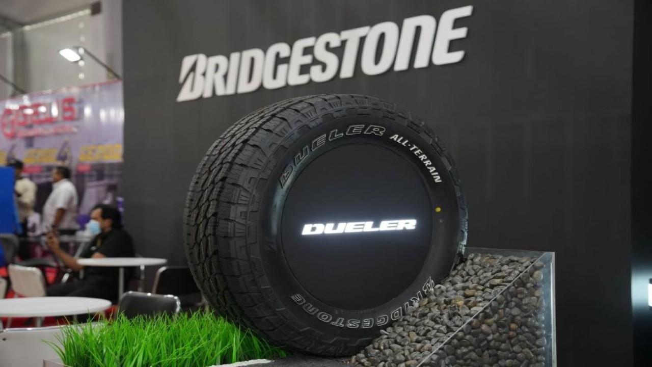 PT Bridgestone Tire Indonesia kembali hadir di ajang GIIAS 2024 di Hall 11 Booth D1 dengan menampilkan inovasi produk terbaru dan beragam promo menarik/Foto: Istimewa