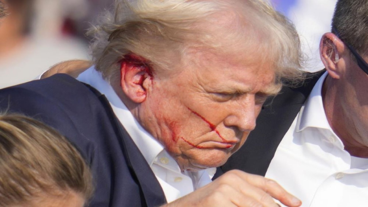 Mantan Presiden AS Donald Trump ditembak saat kampanye di Pennsylvania/ist