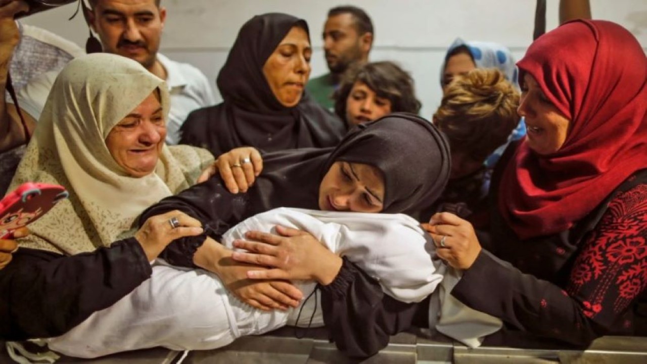 Mayoritas korban yang tewas di Jalur Gaza adalah perempuan dan anak-anak. (Foto: Kantor Berita WAFA)