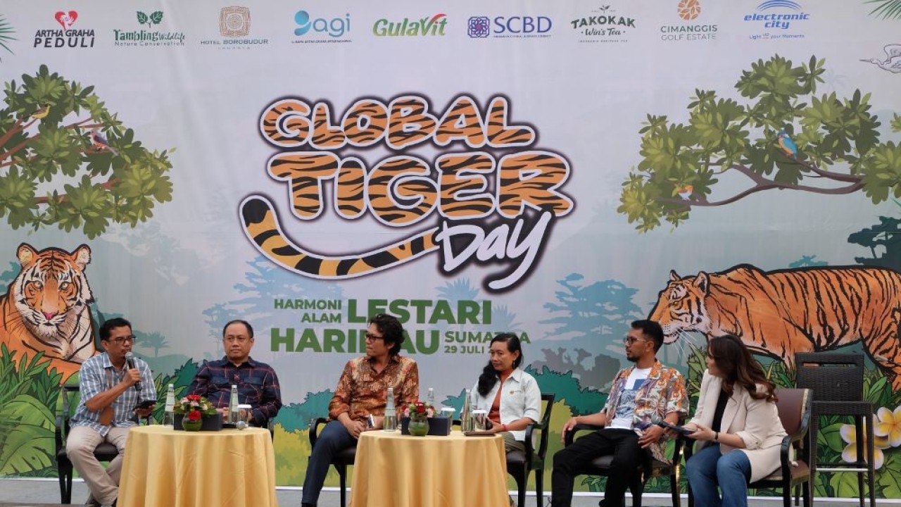 Dalam memperingati Global Tiger Day 2024 Artha Graha Peduli (AGP) dan Tambling Wildlife Nature Conservation (TWNC) menggelar event bertema "Harmoni Alam, Lestari Harimau Sumatra" di Backyard Hotel Borobudur Jakarta, pada Minggu (28/7/2024). (Foto: Istimewa)