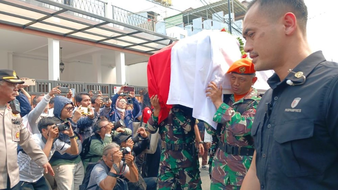 Upacara pemberangkatan jenazah Wapres ke-9 Hamzah Haz di kediamannya di Jakarta/ist