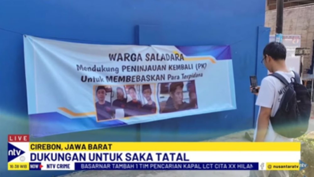 Spanduk dukungan untuk Saka Tatal dan 7 terpidana kasus pembunuhan Vina dan Eky membanjiri Cirebon