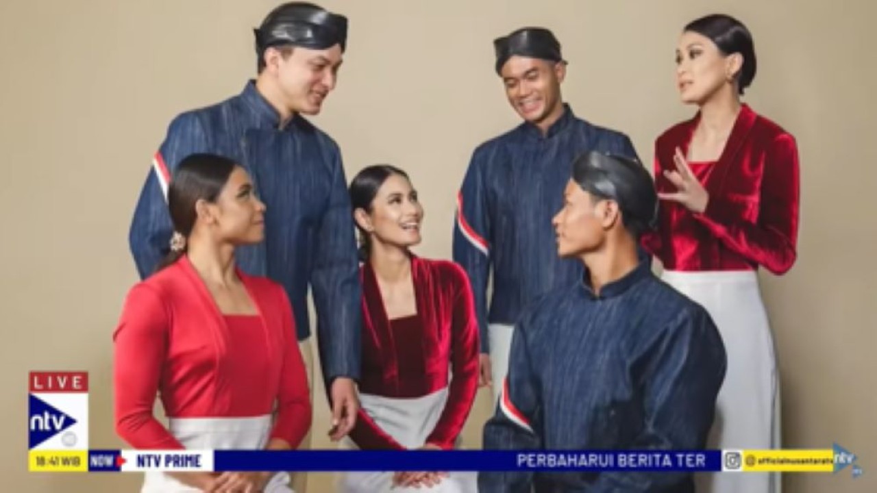 Tampilan seragam Kontingen Indonesia di Olimpiade Paris 2024 karya putra Prabowo Subianto, Didit Hediprasetyo
