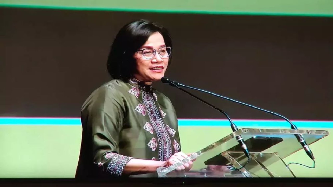 Menteri Keuangan Sri Mulyani terima Climate Hero Award/ist