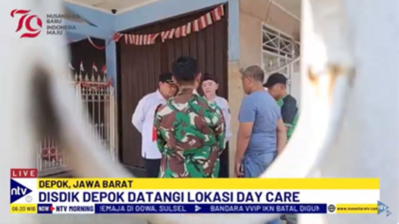 Sekretaris Dinas Pendidikan Kota Depok, Sutarno bersama Lurah Harja Mukti dan pengurus lingkungan setempat mengunjungi Wensen School atau daycare yang viral.