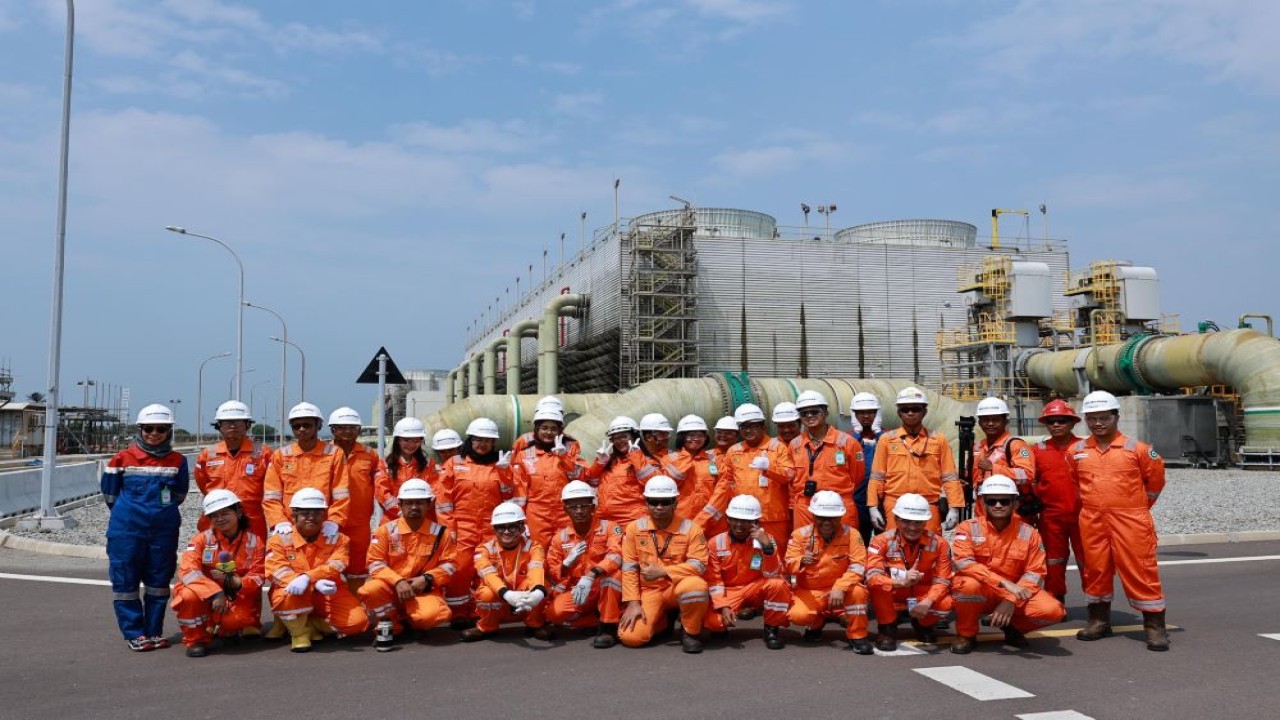 Pertamina bersama insan media berkunjung ke Pembangkit Listrik Tenaga Gas Uap (PLTGU) Jawa 1 di wilayah Jawa Barat/Foto: Istimewa