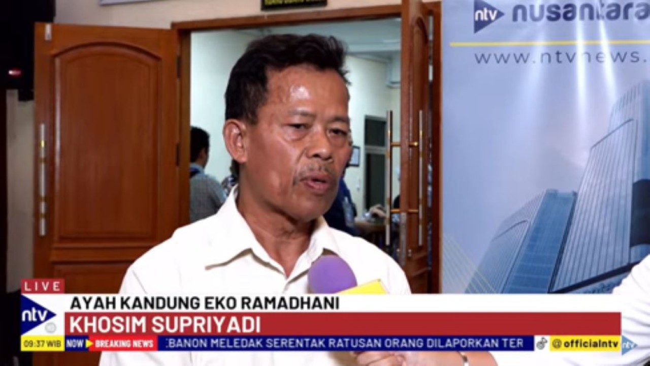 Khosim Supriyadi ayah dari terpidana kasus Vina, Eko Ramadhani saat diwawancara jurnalis NusantaraTV/tangkapan layar NTV