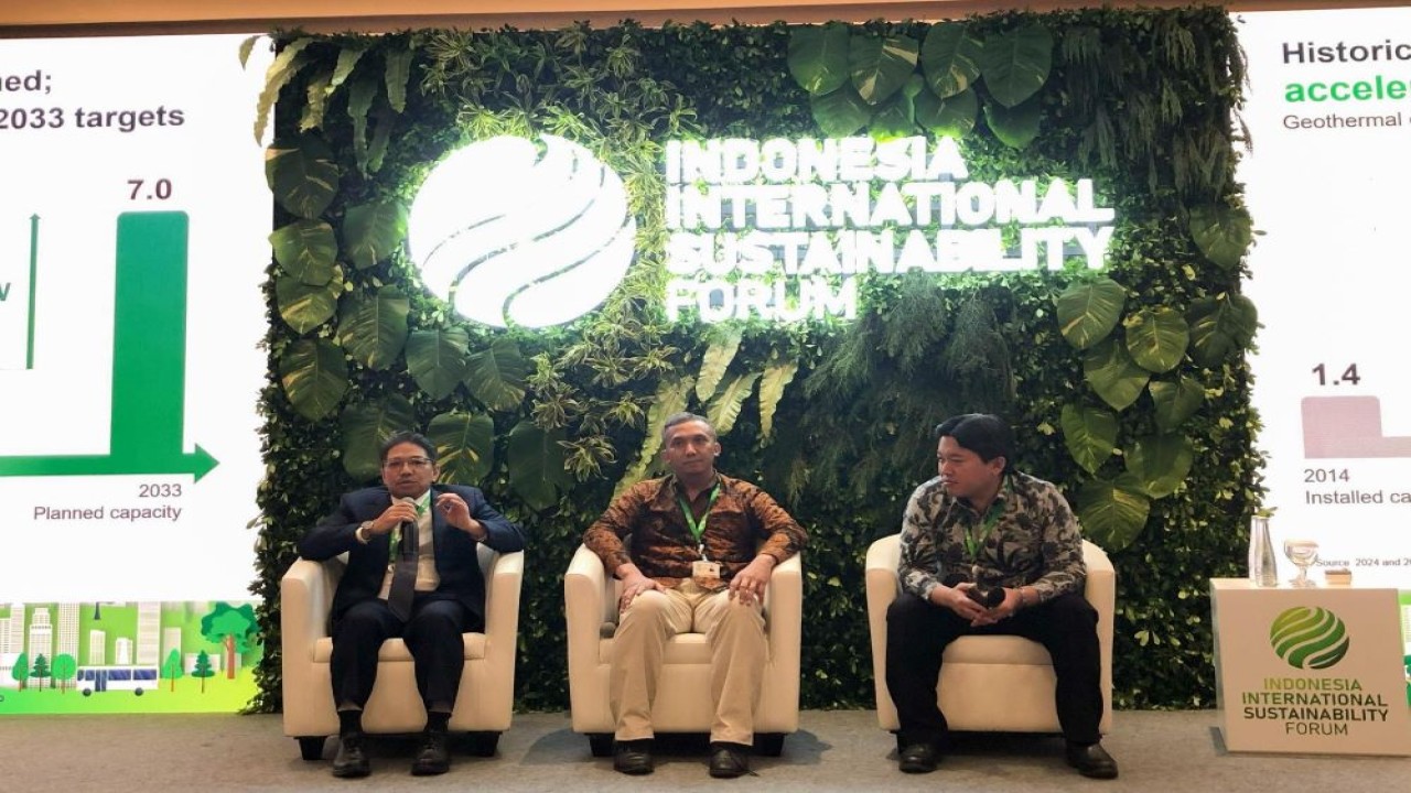 Direktur Utama PGE Julfi Hadi menghadiri Indonesia International Sustainability Forum (ISF) 2024/Foto: Istimewa