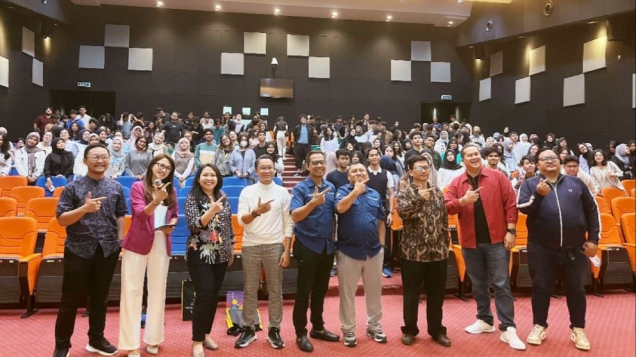 Event Nusantara TV Goes To Campus memberikan motivasi kepada mahasiswa Universitas Indonesia (UI) agar semakin percaya diri saat berbicara di depan publik (public speaking).