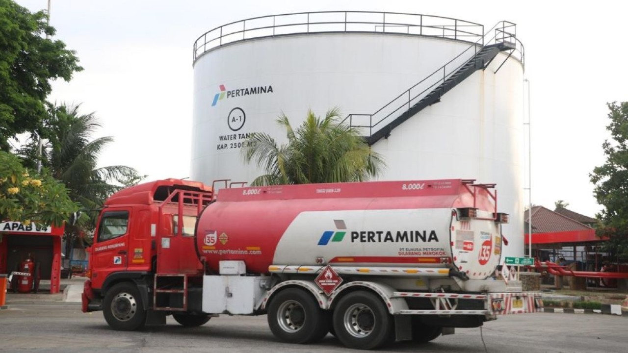 Pertamina Patra Niaga menambah stok BBM di wilayah Lombok dan sekitarnya hingga 5 kali lipat rata-rata konsumsi normal. (Foto: Istimewa/Pertamina)