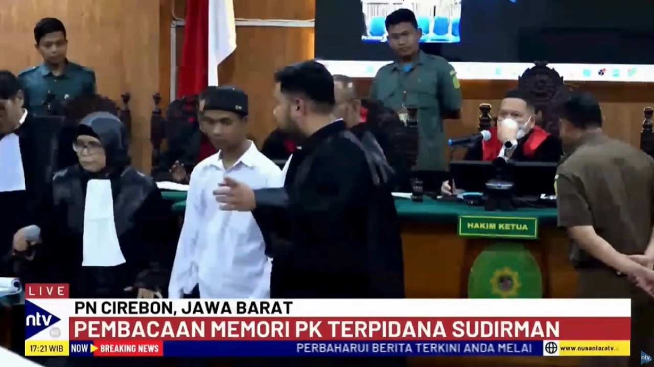 Sudirman menjalani sidang perdana peninjauan kembali (PK) di Pengadilan Negeri (PN) Cirebon, Jawa Barat, Rabu (25/9/2024) sore.