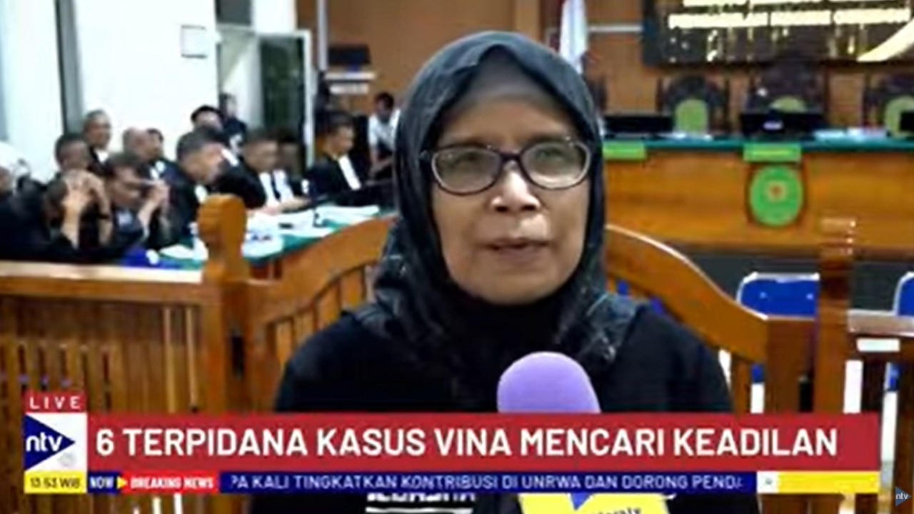 Kuasa hukum Saka Tatal, Titin Prialianti dihadirkan kuasa hukum enam terpidana kasus Vina Cirebon dalam lanjutan sidang peninjauan kembali (PK) di Pengadilan Negeri (PN) Cirebon, Jawa Barat, Senin (23/9/2024).