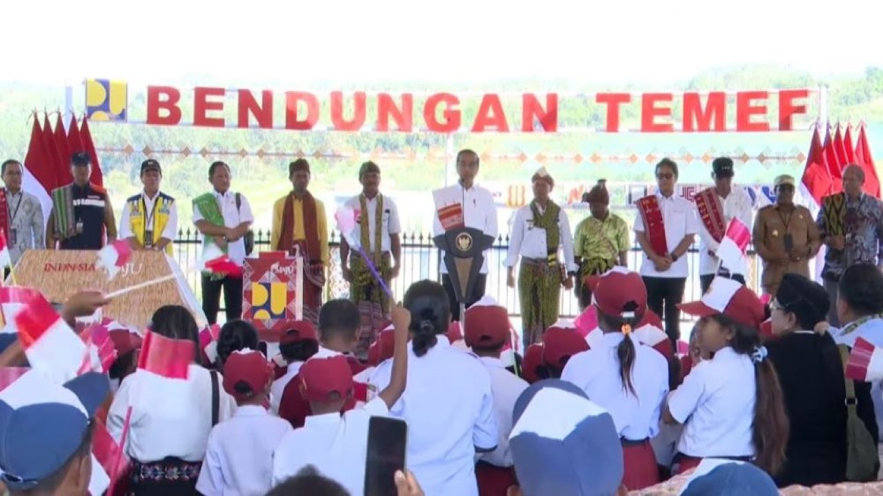 Presiden Jokowi meresmikan Bendungan Temef, di Kabupaten Timor Tengah Selatan, Provinsi Nusa Tenggara Timur (NTT), Rabu (2/10/2024) pagi. (Foto: Tangkapan YouTube BPMI Setpres)