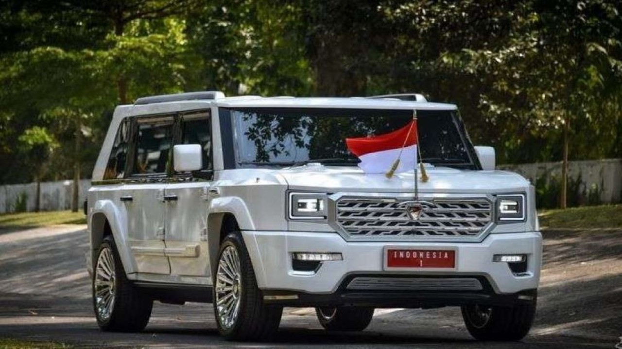 Mobil Maung Garuda Putih Indonesia-1 yang digunakan Presiden Prabowo Subianto. (Foto: Dok/Pindad)