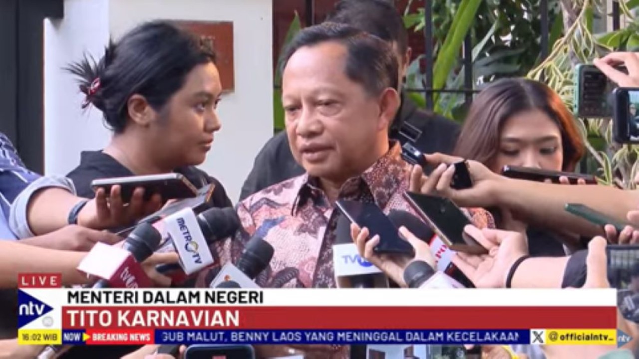 Mendagri Tito Karnavian memberikan keterangan pers usai dipanggil Prabowo di kediamannya di Kertanegara/tangkapan layar NTV