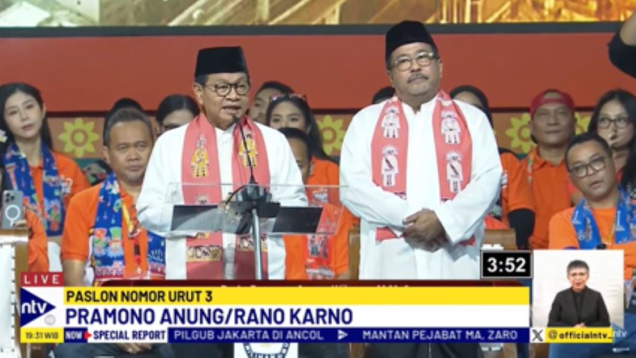 Pasangan cagub dan cawagub nomor urut tiga Pramono Anung-Rano Karno