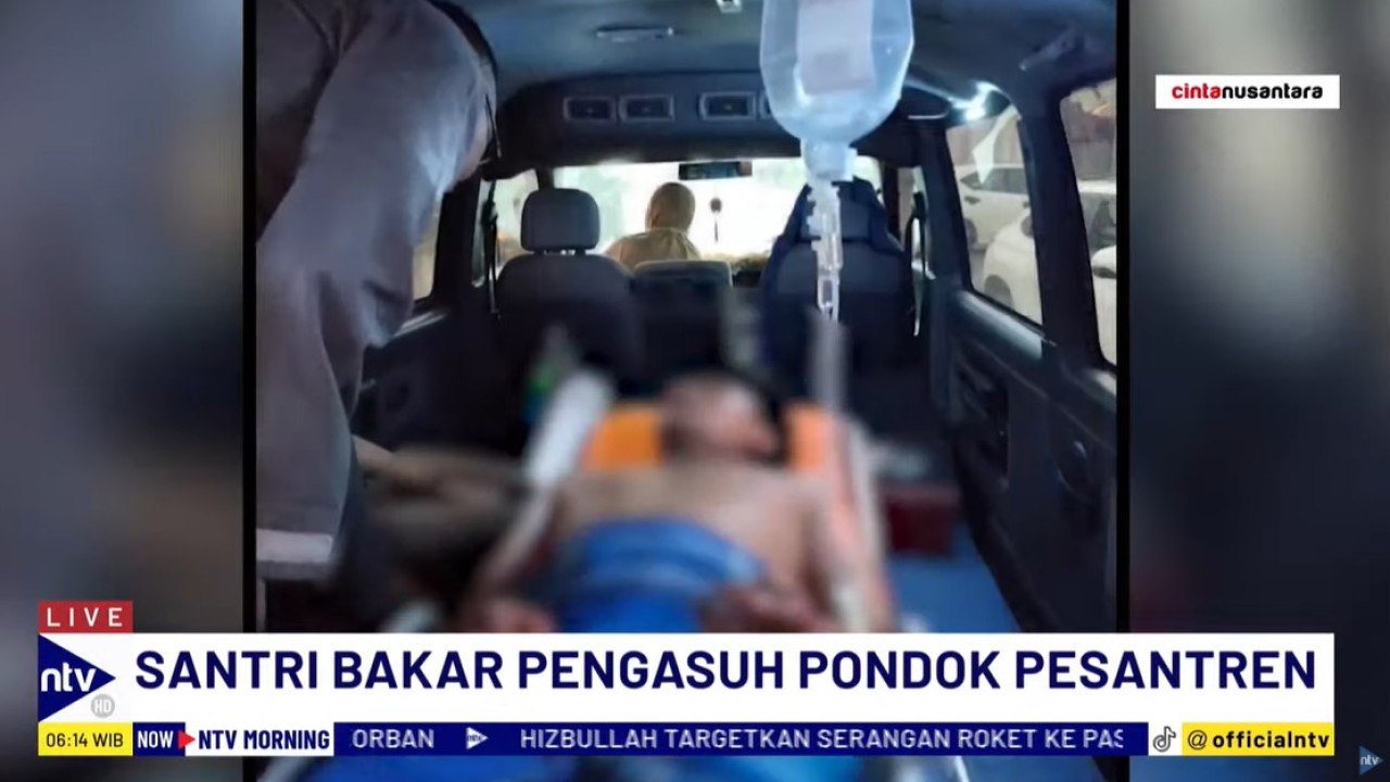 Santri tega membakar pengurus Ponpes hidup-hidup di Desa Batu Melenggang, Kecamatan Hinai, Kabupaten Langkat, Sumatera Utara.