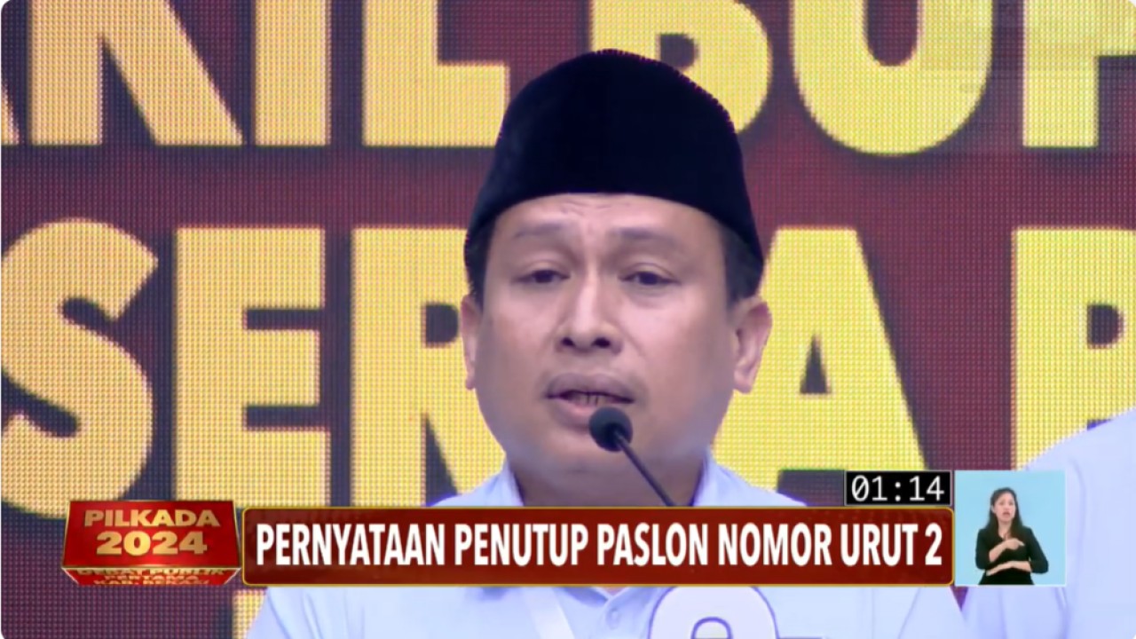 Calon Bupati Bekasi nomor urut dua BN Holik Qodratullah menyampaikan pernyataan penutup pada debat perdana Pilkada Kabupaten Bekasi 2024/Istimewa