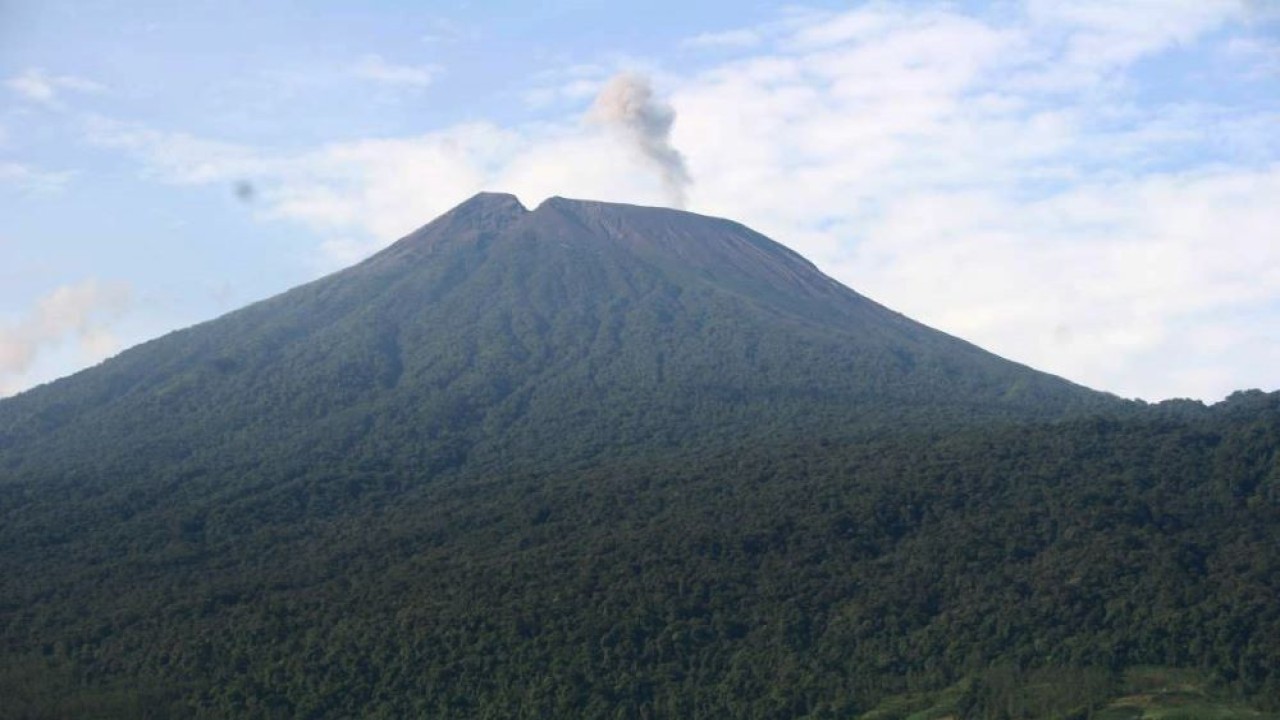 Aktivitas Vulkanik Gunung Slamet mengalami peningkatan. (Foto: Istimewa/Kementerian ESDM)