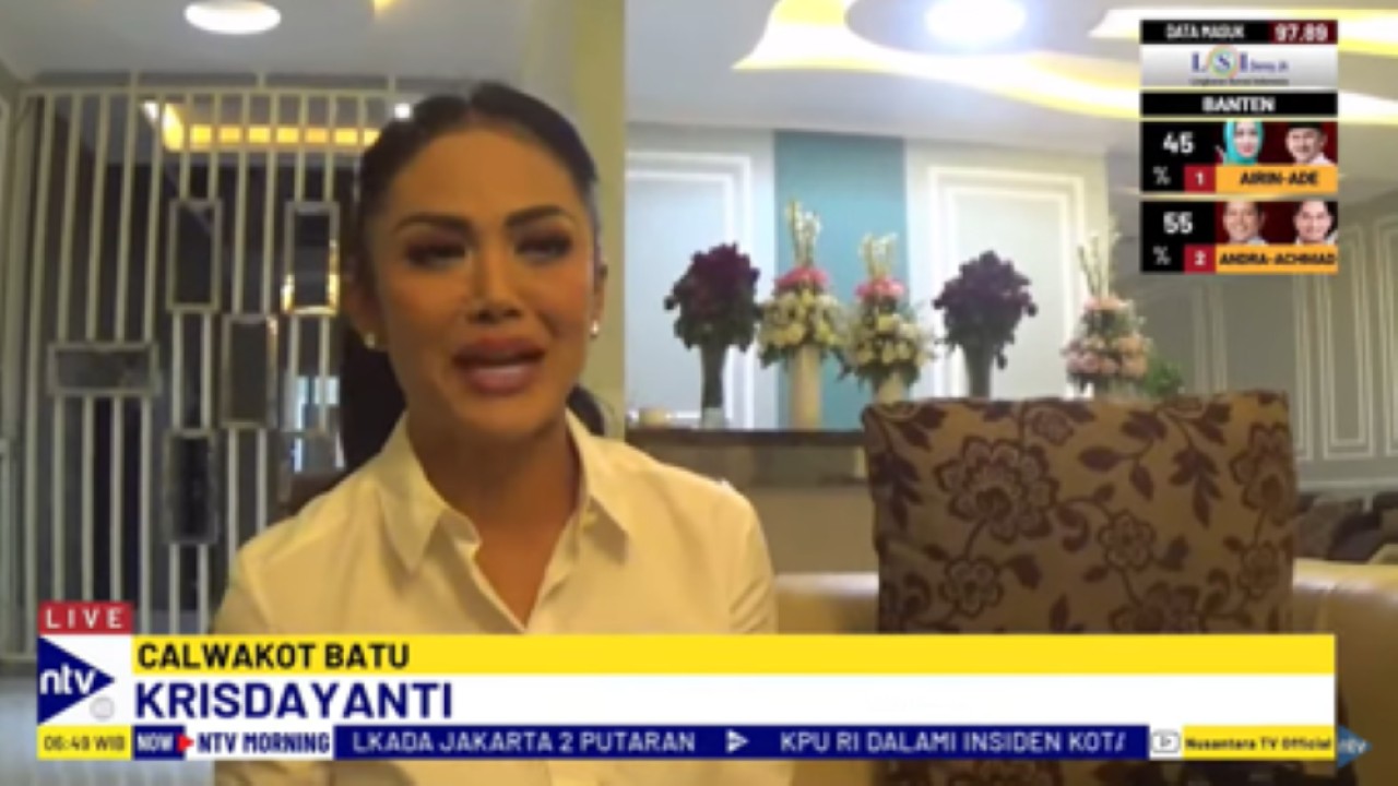 Calon Wali Kota Batu nomor urut tiga Kris Dayanti