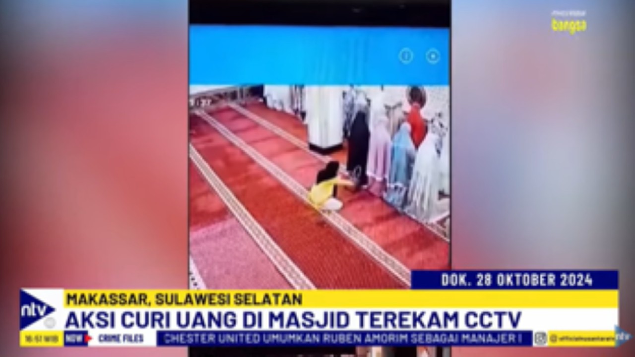 Aksi wanita cantik di Makassar mencuri uang di dalam tas milik jemaah yang sedang salat subuh terekam CCTV