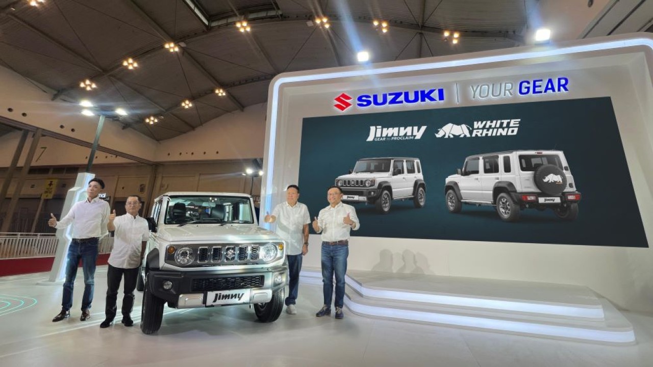 Suzuki Indonesia resmi meluncurkan Jimny 5-door White Rhino Edition di ajang MUF GJAW 2024 pada Jumat, 22 November. (Foto: Adiantoro/NTV)