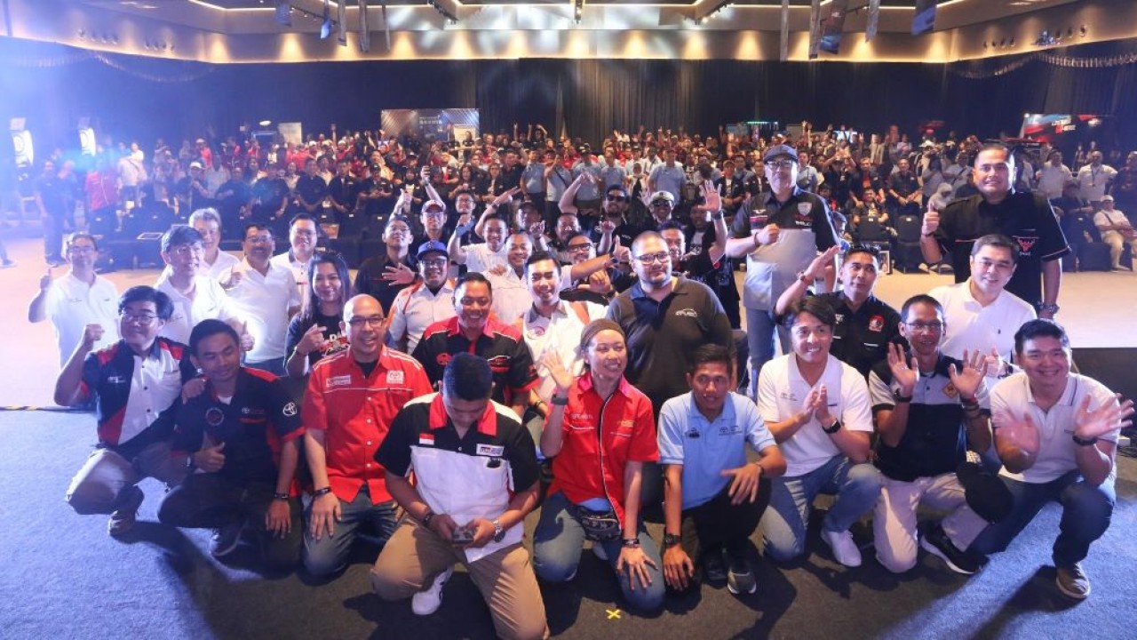 PT Toyota-Astra Motor (TAM) bersama 19 komunitas Toyota Owners Club mengadakan event Toyota Jamboree ke-13, di Townhall at Indonesian Design District Pantai Indah Kapuk, Sabtu, 30 November 2024. (Foto: Dok/Istimewa)