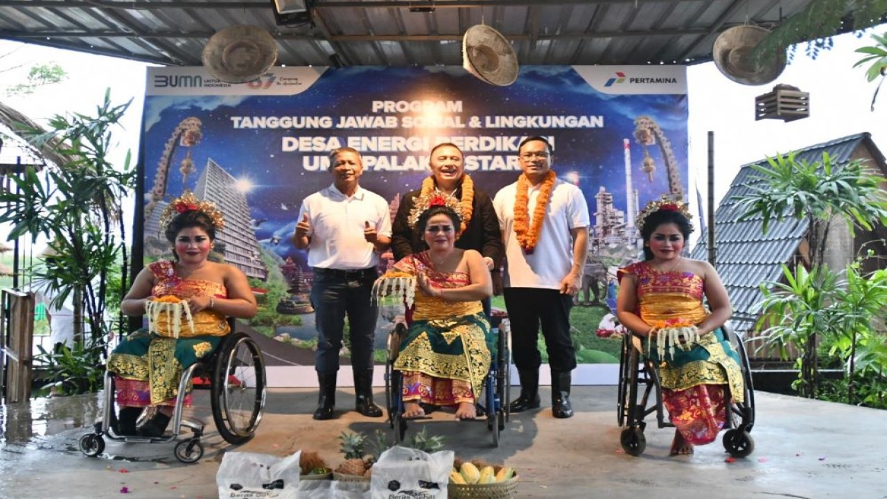 Direktur Utama Pertamina, Simon Aloysius Mantiri secara langsung mengunjungi lokasi pengembangan Desa Energi Berdikari Uma Palak Lestari di Bali/Foto: Istimewa