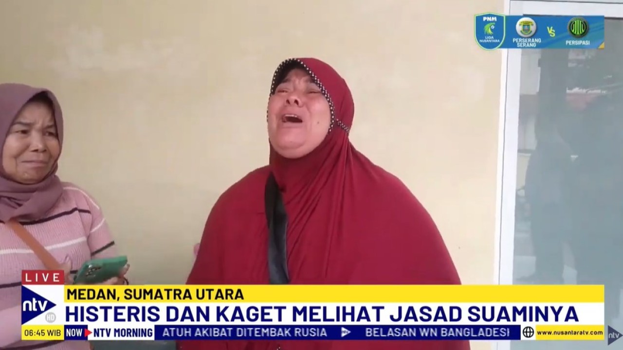 Dumaria Simangunsong, istri dari Budianto Sitepu, tahanan yang Polrestabes Medan yang tewas di dalam sel tahanan.