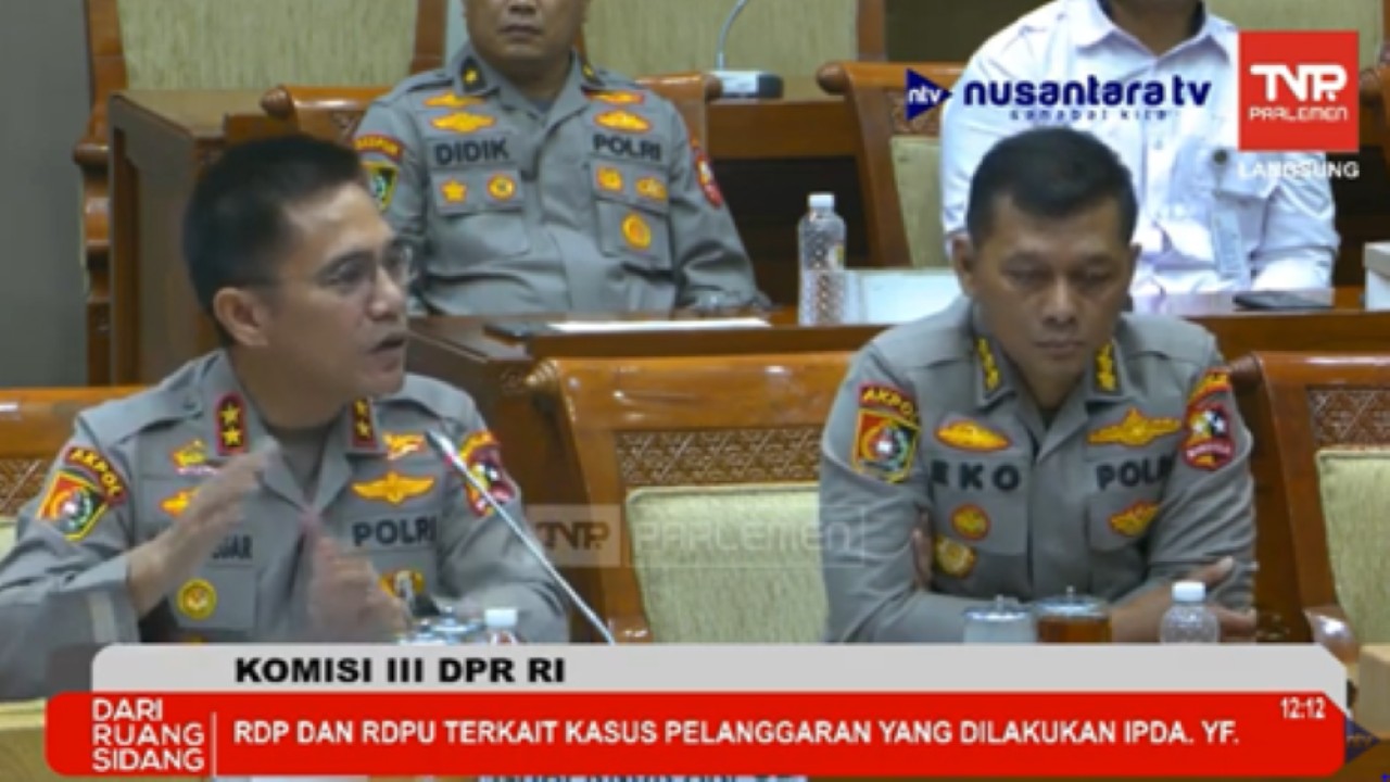 Gubernur Akpol, Irjen Krisno H. Siregar saat rapat dengar pendapat (RDP) terkait kasus anggota Polres Bireun Ipda Yohananda Fajri