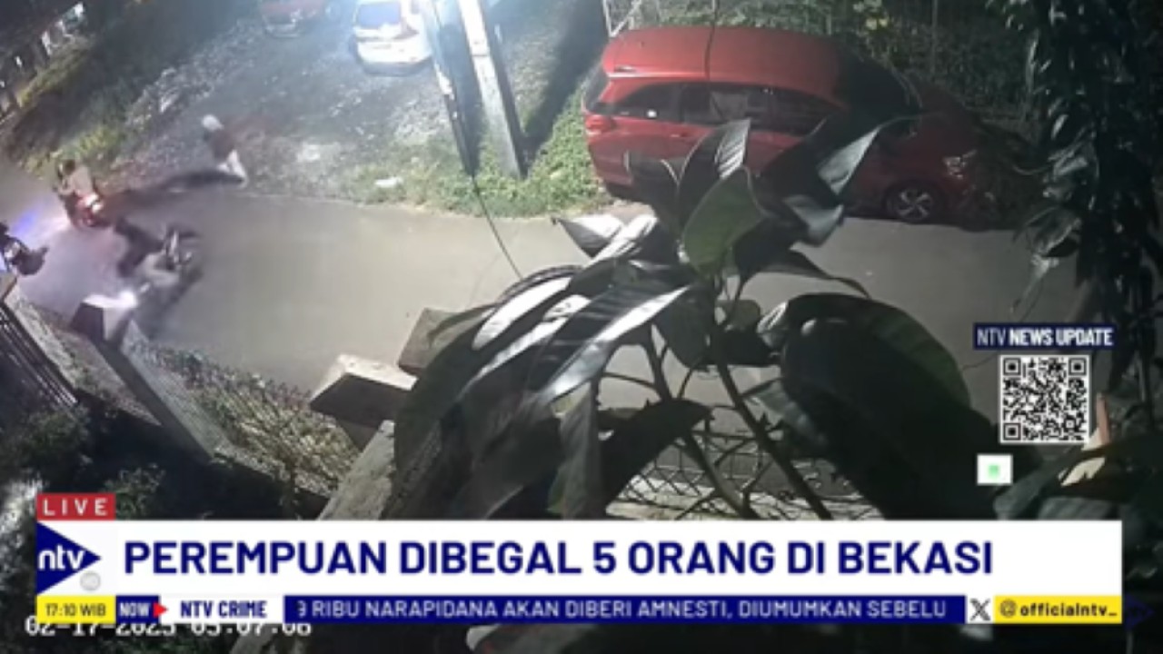 Seorang perempuan di Bekasi dikeroyok lima begal