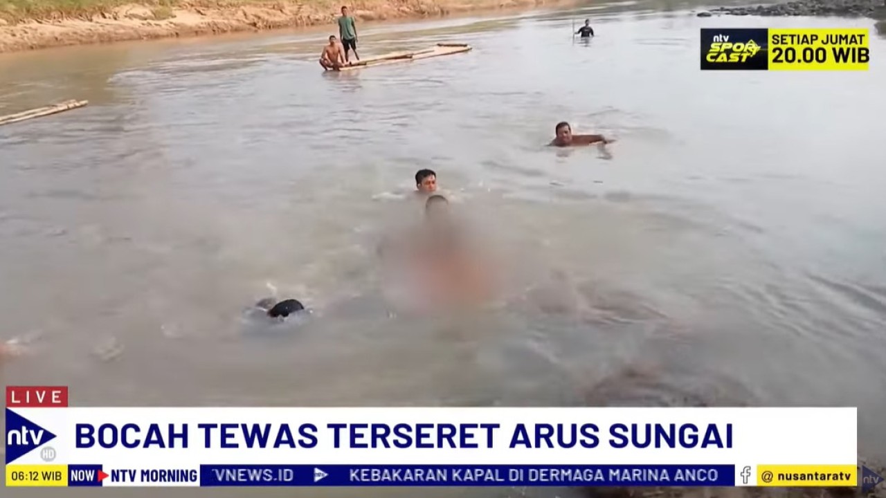 Bocah 4 tahun tewas setelah terseret arus deras Sungai Ciujung, Serang, Banten.