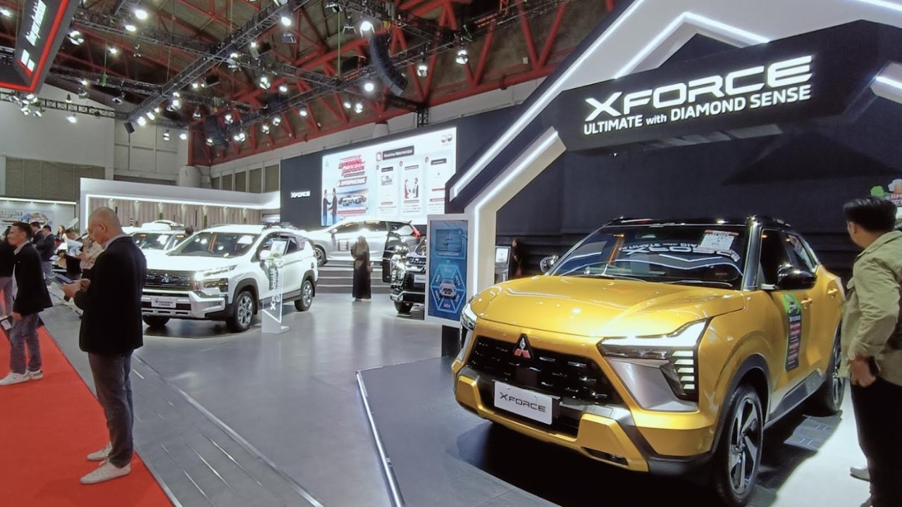 PT Mitsubishi Motors Krama Yudha Sales Indonesia (MMKSI) kembali memeriahkan pameran otomotif IIMS 2025 pada 13-23 Februari, di JIExpo Kemayoran, Jakarta. (Foto: Adiantoro/NTV)