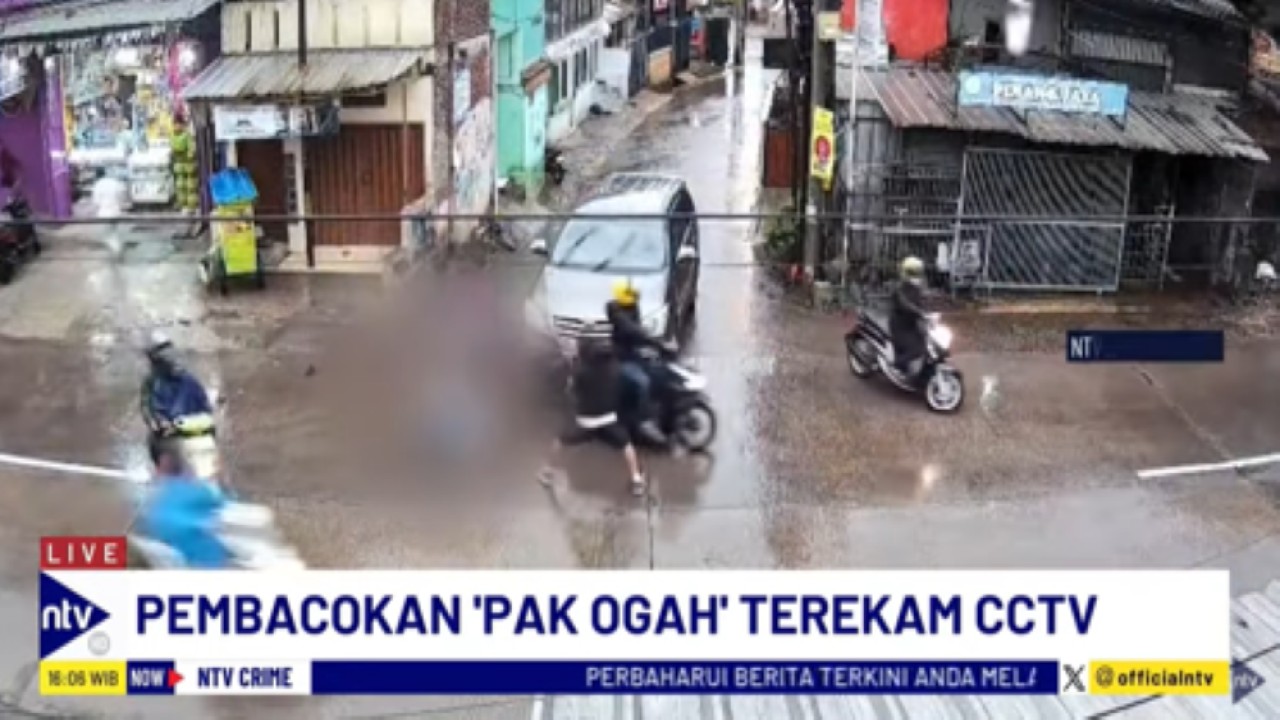 Seorang 'Pak Ogah' atau juru parkir jalan raya dibacok orang tak dikenal