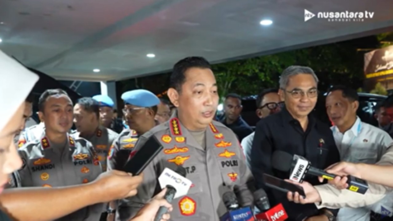 Kapolri Jenderal Listyo Sigit Prabowo merespons kejadian penyerangan kantor Polres Tarakan oleh anggota TNI