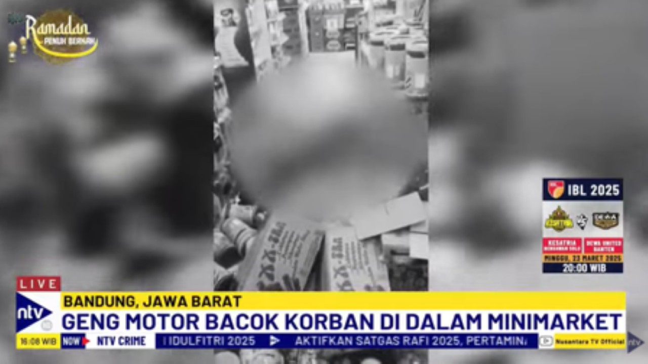 Seorang pemuda tewas dianiaya pakai senjata tajam oleh sekelompok anggota geng motor di dalam minimarket kawasan Cimaung kabupaten Bandung