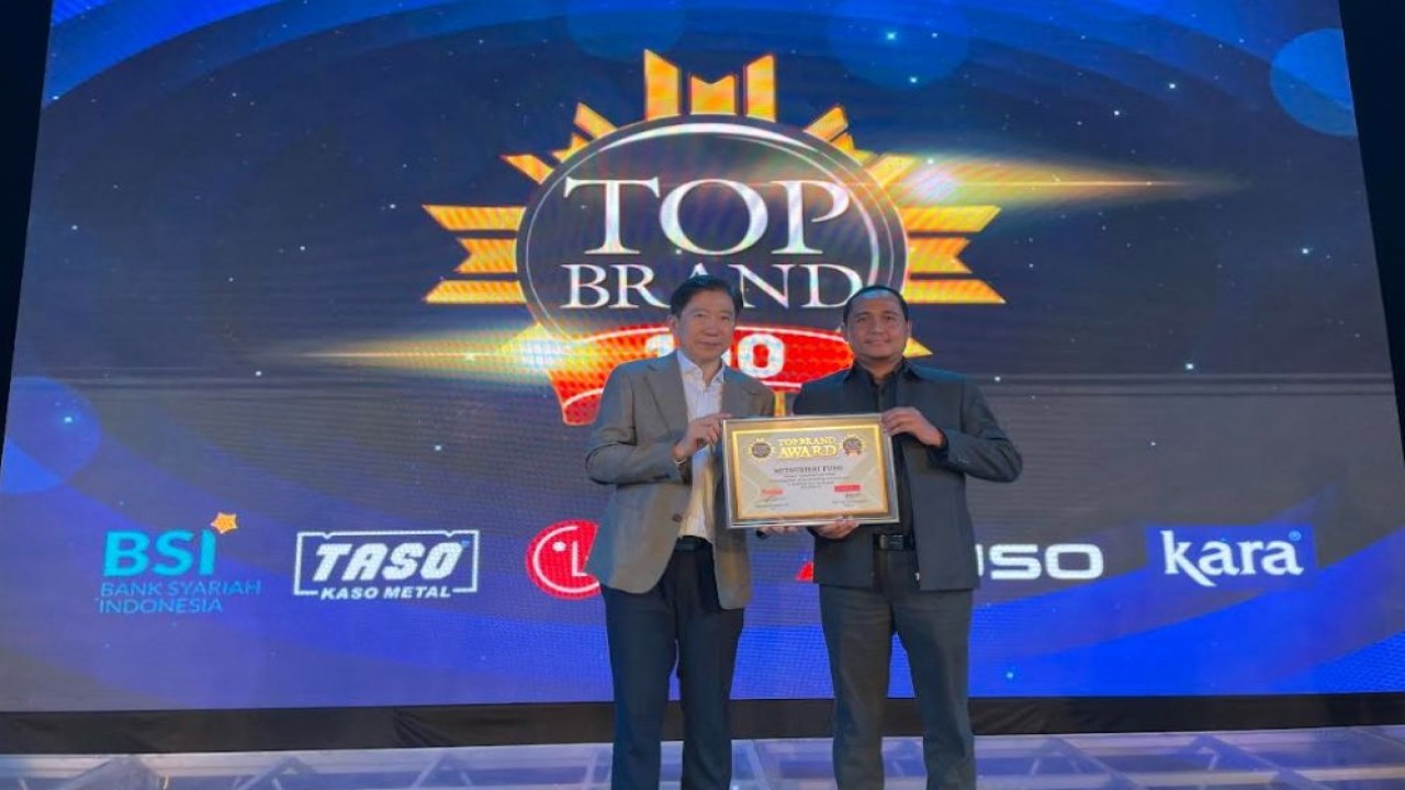 Mitsubishi Fuso meraih dua penghargaan bergengsi yakni Top Brand 100 Award 2025 dan WOW Brand 2025. (Foto: Istimewa)