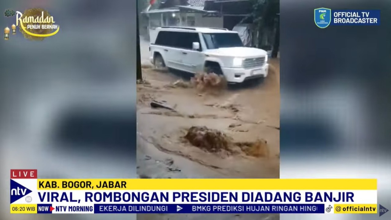 Video rombongan Presiden Prabowo menerjang banjir direkam oleh salah seorang warga Bogor.