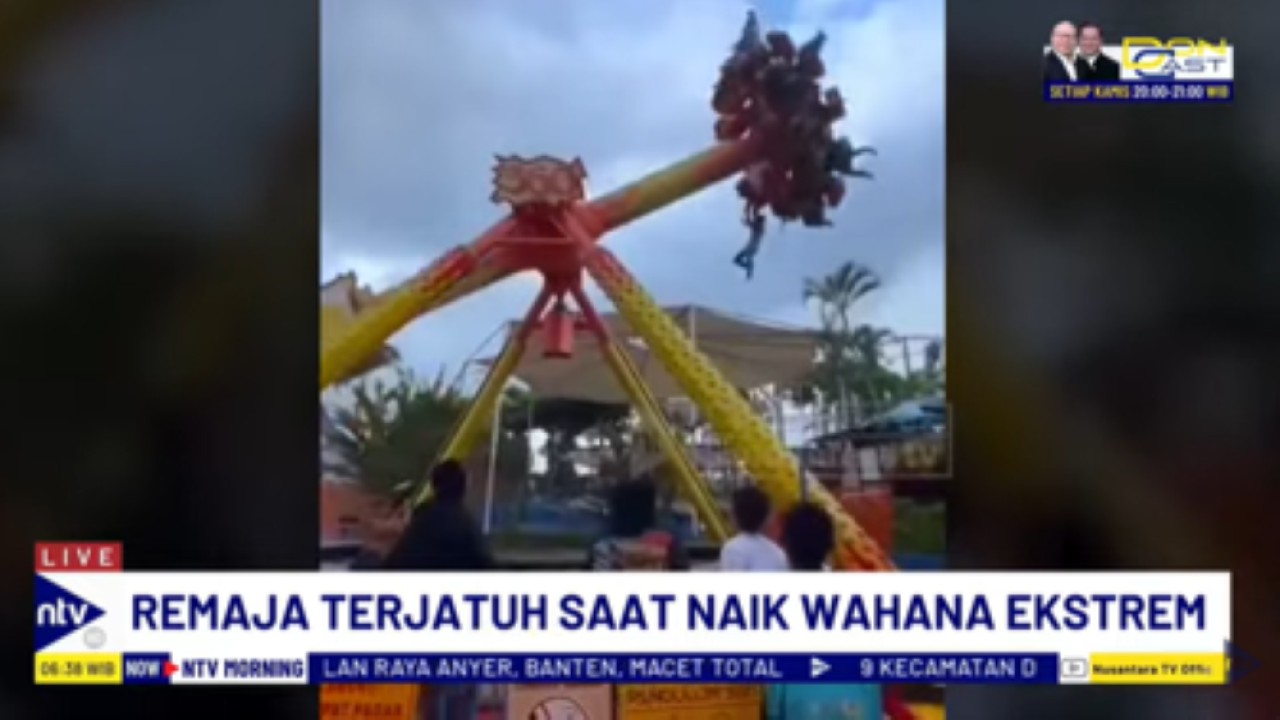 Seorang remaja terluka parah akibat terlempar dari wahana pendulum 360 jatim park 1 Batu