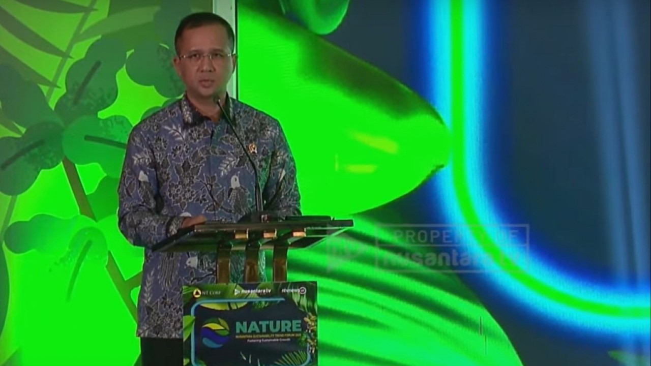 Menteri Transmigrasi Muhammad Iftitah Sulaiman Suryanagara dalam acara Nusantara Sustainability Trend Forum (Nature) 2025.