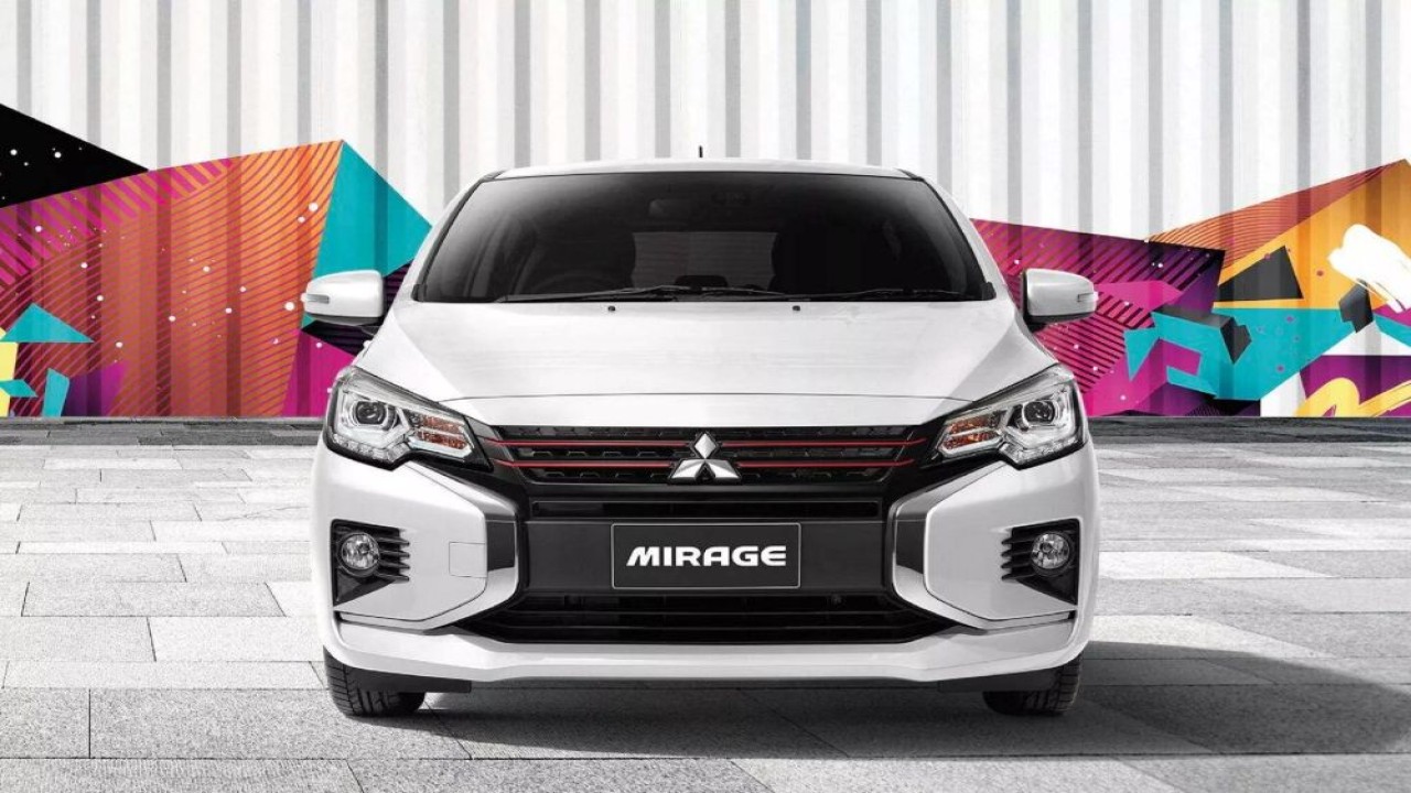 Mitsubishi Mirage dijadwalkan mendapat penyegaran pada 2026. (Foto: Carscoops)